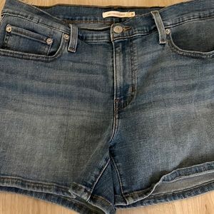 Levi’s mid length shorts